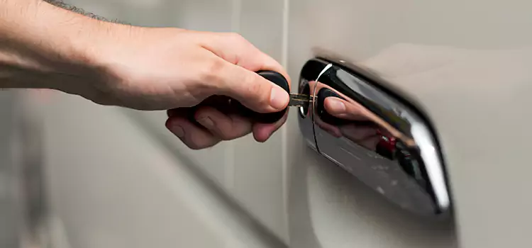 Why Choose Our Auto Locksmith Team in Edmonds, WA?